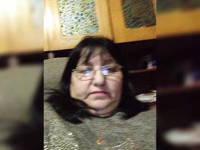 Freechat Nezsbudka on BongaCams