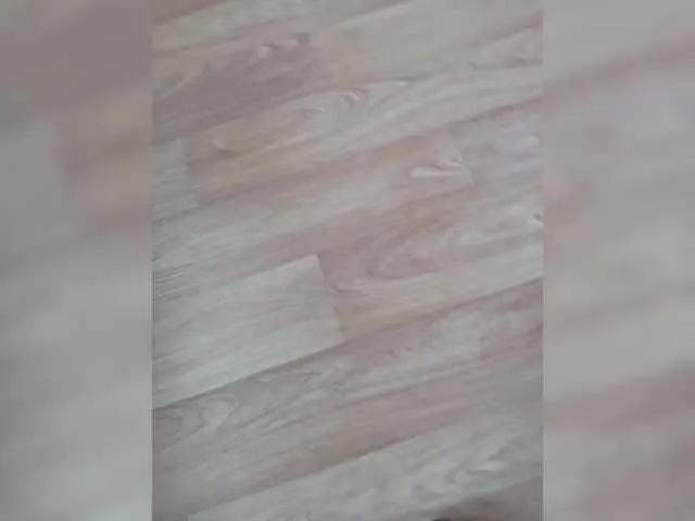 Offline Niki233221 on BongaCams