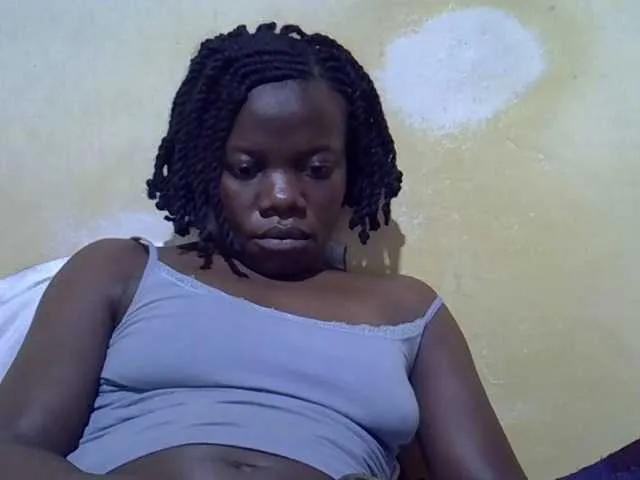 Pretty-doll on BongaCams