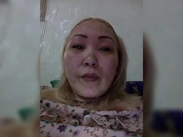 Offline Qweentis on BongaCams