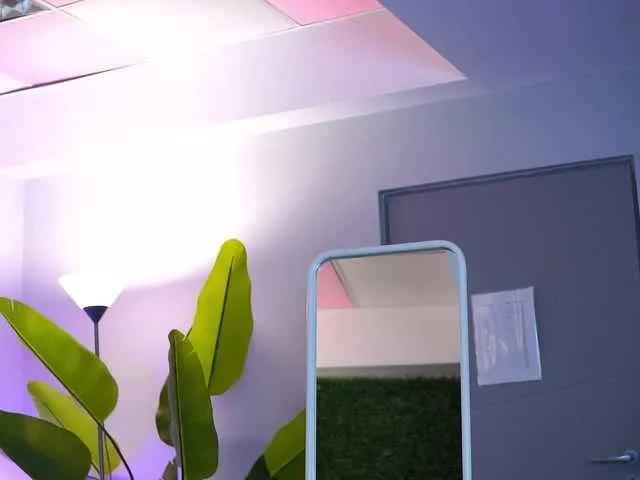 Offline RaquelleVon on BongaCams