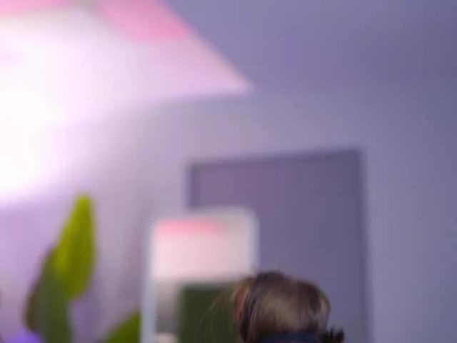 BongaCams RaquelleVon is Freechat RaquelleVon — Anything that makes me smile and creates a good vibe.