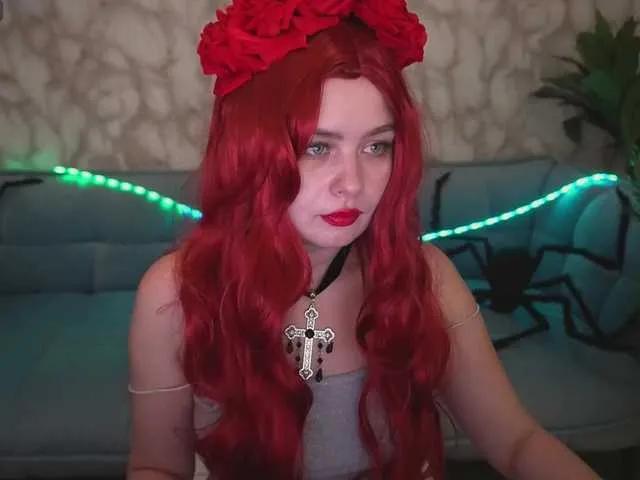 RedDoll on BongaCams