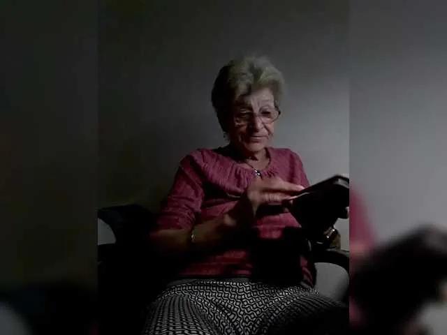 Offline Reife-dame on BongaCams