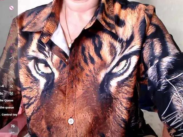 Freechat rosestar on BongaCams