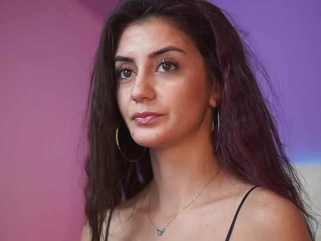 Offline SabrinaHope on BongaCams