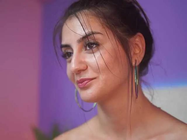 Offline SabrinaHope on BongaCams