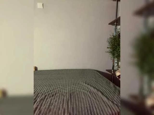 Freechat Saliss1 on BongaCams