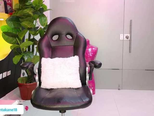 BongaCams SamantaKane is Freechat SamantaKane — A gentleman who gives me love and money, so I can reciprocate with pleasure and lust.