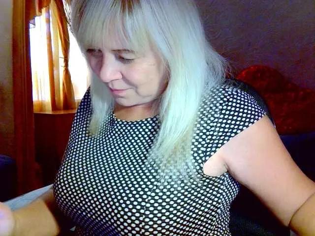 Offline Savan35na on BongaCams