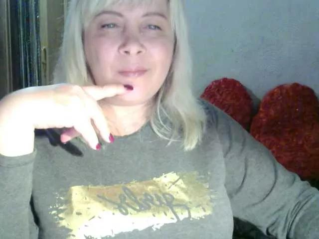 Offline Savan35na on BongaCams