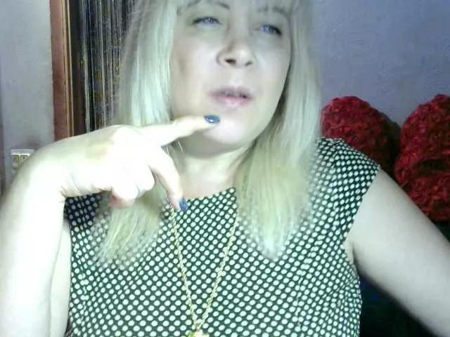 Offline Savan35na on BongaCams