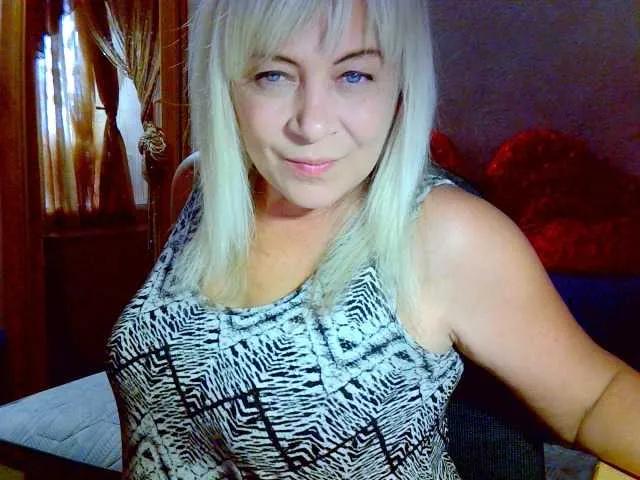 Offline Savan35na on BongaCams