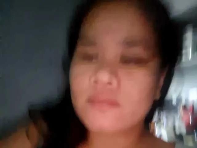 Offline sexyasian27 on BongaCams