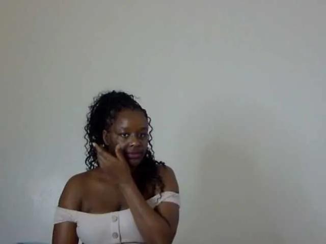 Offline Sexydottie on BongaCams