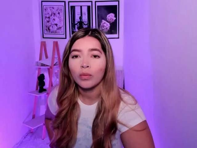 Offline sofihill on BongaCams