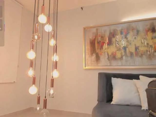 Freechat SophieBarnett on BongaCams