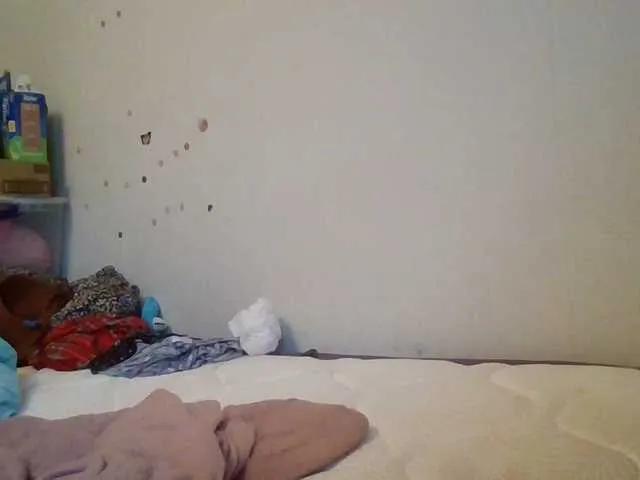 Freechat starlight1983 on BongaCams