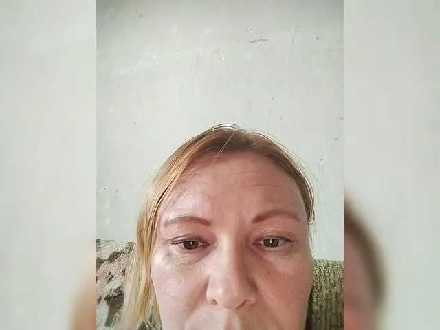 Offline Stella65 on BongaCams