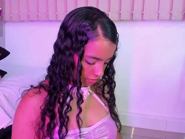 SunnyGilmore on BongaCams 