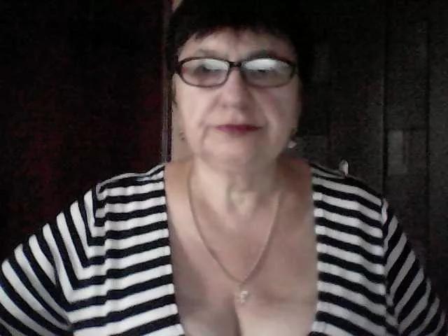 SweetCherry00 on BongaCams 