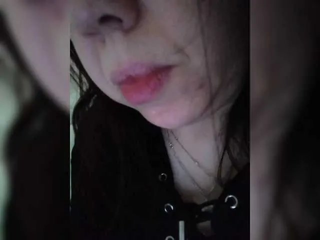 Freechat SweetDimond5 on BongaCams