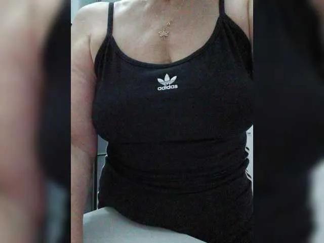 Tata42 on BongaCams 