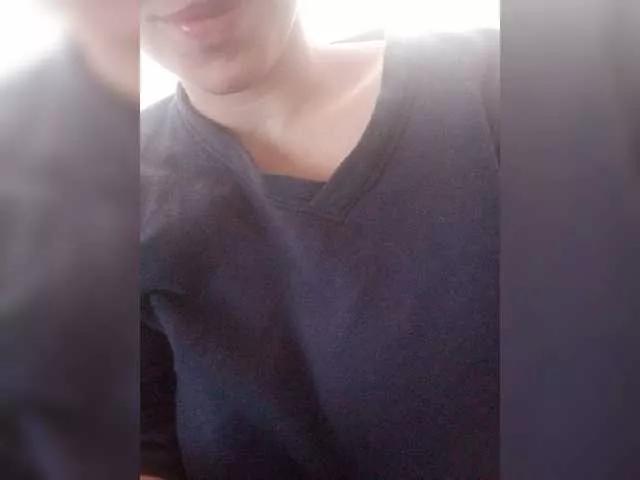 Offline TenderBerry on BongaCams