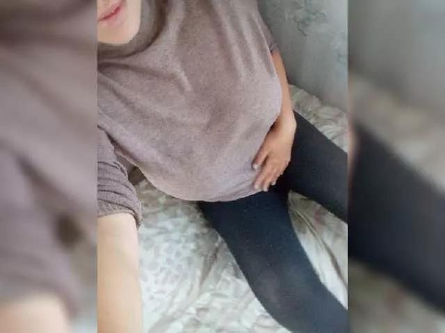 Offline TenderBerry on BongaCams