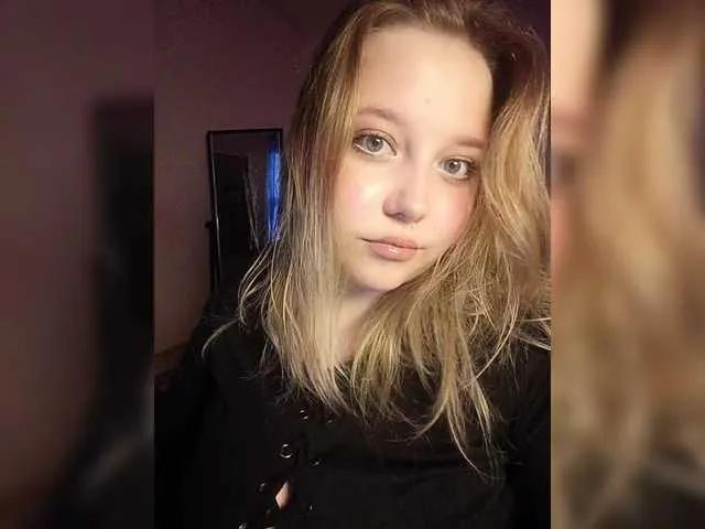 Offline vaverika on BongaCams