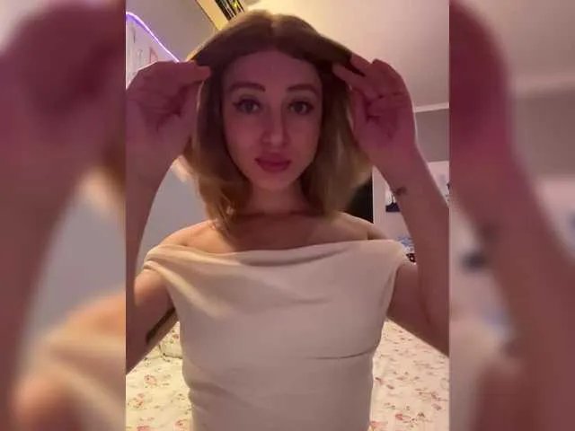 Freechat ViviRoss on BongaCams