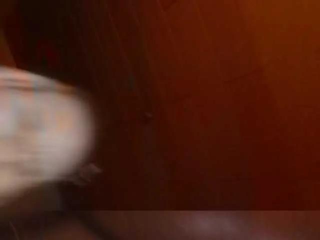 xcyola — Ich mag es wenn man mich zum Lachen bringt und keinen Geiz zeigt.