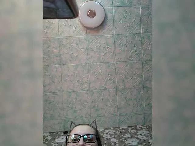 Offline Zarevna on BongaCams