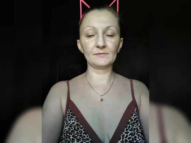 Offline Zarevna on BongaCams