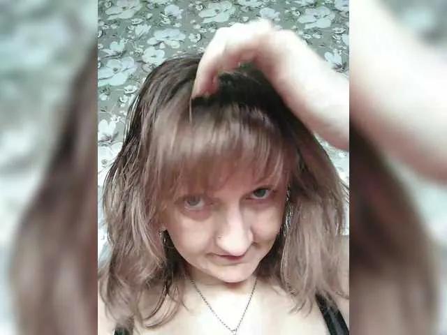 Offline Zarevna on BongaCams