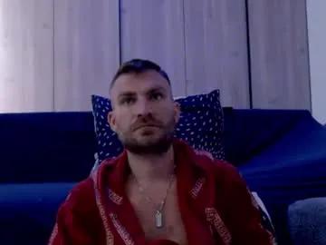 Freechat 10in_deluxe on Chaturbate