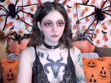 Freechat _devilbaby on Chaturbate