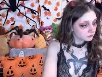 Freechat _devilbaby on Chaturbate