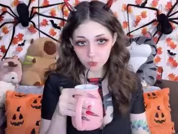 Freechat _devilbaby on Chaturbate