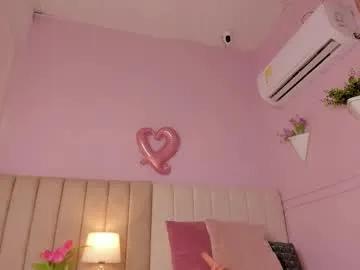 _karol_18 — SHOW SQUIRT / RIDE DILDO #latina #skinny #anal #curly #petite [977 tokens remaining]