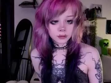 Freechat _lollyshy_ on Chaturbate