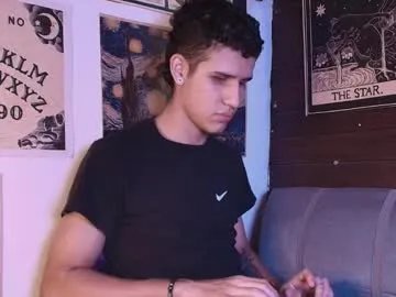 Freechat _realwav on Chaturbate