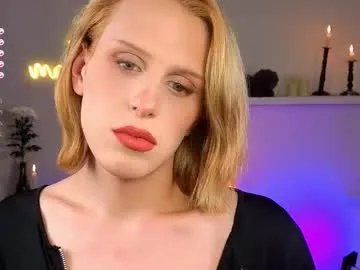 Freechat _yourfoxy_ on Chaturbate