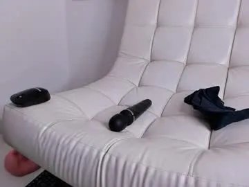 Freechat aaron_tate on Chaturbate