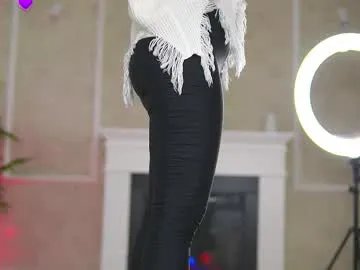 Freechat abbela_white on Chaturbate