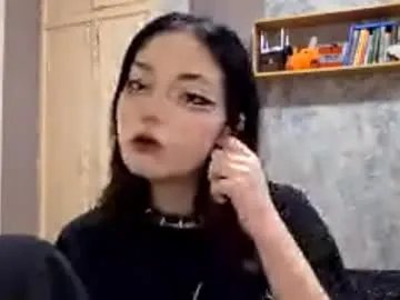 Freechat alberthamazierski on Chaturbate