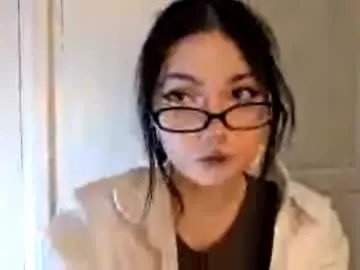 Freechat alberthamazierski on Chaturbate