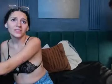 Freechat aliceandsia on Chaturbate