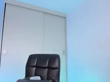 Freechat alicerosee___ on Chaturbate