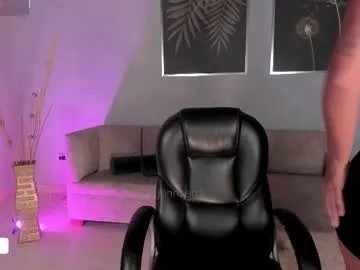 Private allyjensen on Chaturbate